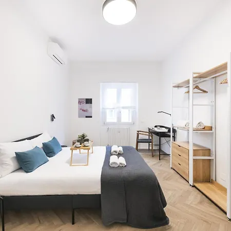 Easylife - Il Tuo Spazio Ideale A *